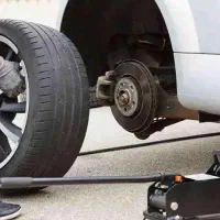 نیروی کار در پنچرگیری و بالانس تایر خودرو