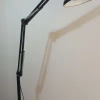 چراغ پایه دار