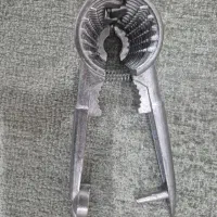 گردوشکن دستی