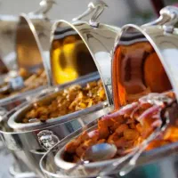 استخدام آشپز حرفه‌ای غذای ایرانی (درصدی)