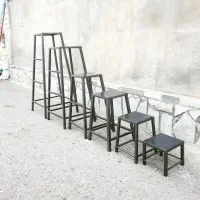 چهارپایه فلزی