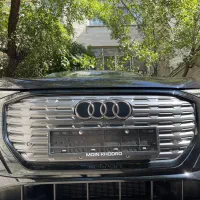 آئودی 40 Q5 e-tron مدل 2025 صفر خشک تیپ ۴ بلک پکیج