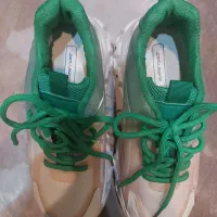 کتونی|کیف، کفش، کمربند|فردیس, دهکده|دیوار