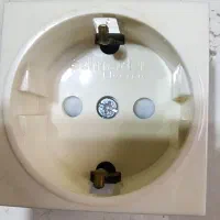 کلید و پریز ترانک اشنایدر (داکتی)