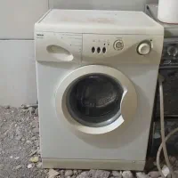 ماشین لباس شویی