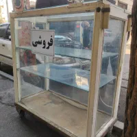 میز ویترین|فروشگاه و مغازه|اندیشه, اندیشه فاز ۱|دیوار