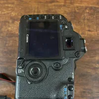 دوربین عکاسی canon 5d mark2 با لنز۲۴/۱۰۵سری L|دوربین عکاسی و فیلم‌برداری|تهران, مجیدیه|دیوار