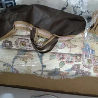 رو فرشی ۱۲ متری مخمل و لوازم های دیگر پیام بگذارین