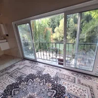 اجاره ویلا دو طبقه لب اب باغبهادران باغبادران|اجارهٔ کوتاهمدت ویلا و باغ|باغ بهادران, |دیوار