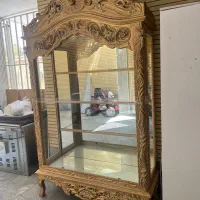 ویترین کله شیری