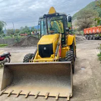 بیل بکهو وارداتی نیوهلند ساخت ایتالیا 102