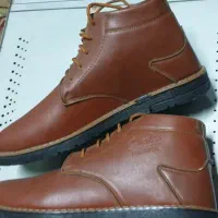 پوتین چرم درجه دوم مقطوع ۷۵۰ هزار تومان|کیف، کفش، کمربند|رشت, کوی حسینی|دیوار