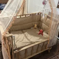 تخت کناره مادر