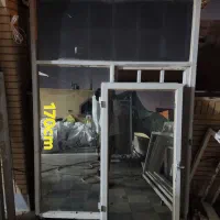 در چوبی و پنجره آهنی|مصالح و تجهیزات ساختمان|کاشان, پشت شهربانی|دیوار