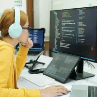 استقلال مالی با ساخت سایت دورکاری