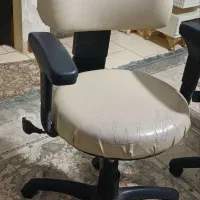 دوعدد صندلی چرخدار با رویه چرم|صندلی و نیمکت|کرج, کمالشهر|دیوار