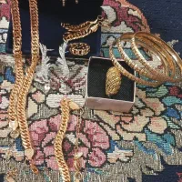 فروش سرویس بدلیجات و طلا روس