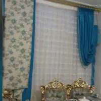 والان و‌کنار پرده