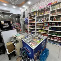 32متـرتجاری-پر-رفت-وآمد-ویترین-دار-ملکیت