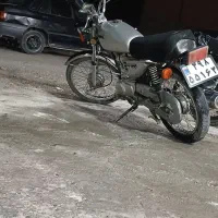 متور ۱۲۵ نقره ای