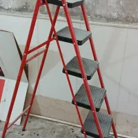 نردبان تاشو