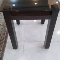 میزنهار خوری بدون صندلی. مقداری لوازم