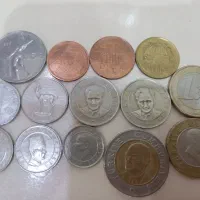 تعدادی سکه کلکسیونی