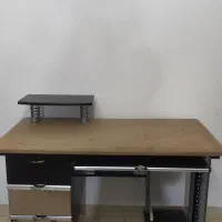میز تحریر استفاده شده