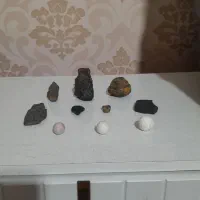 سنگ های قدیمی|کلکسیون اشیاء عتیقه|همدان, |دیوار