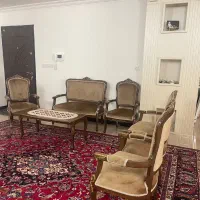 مبل ۷ نفره چوب و پارچه همراه با میز جلومبلی|مبلمان خانگی و میز عسلی|سمنان, |دیوار