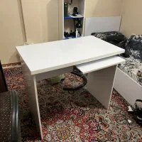 میز تحریر/لپ تاپ/کامپیوتر
