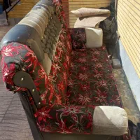 مبل راحتی ۷نفره با جلو مبل شیشه ای کاملا سالم