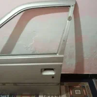 در خودرو ۴۰۵