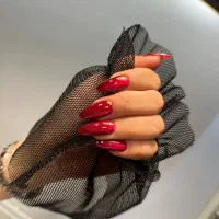 آموزش‌کاشت ناخن