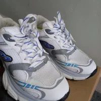 کفش سایز 43|کیف، کفش، کمربند|صدرا-فارس, فاز ۱|دیوار