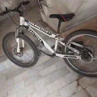 دو عدد دوچرخه ۲۴