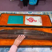 سنتور همراه با میز مخصوص