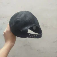 کلاه  نو سالم استفاده نشد کادو بوده پسند نشده