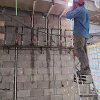 شاگرد برای کار در لوله کشی گاز
