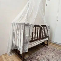 تخت نوزاد کنار مادر ننو دار سالم|تخت و صندلی بچه|تهران, بریانک|دیوار