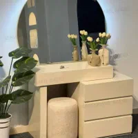 تخت تولیدکننده ما هستیم دنبال چی میگیردی