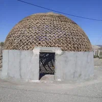 گرد توپ|خدمات پیشه و مهارت|خاش, |دیوار