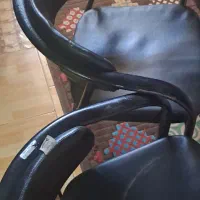 صندلی چرم صحیح سالم