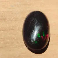 نگین اوپال مشکی درشت