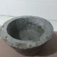 یانه سنگی قدیمی به همراه دسته چوبی قدیمی عتیقه