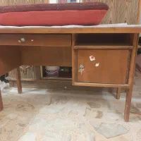 میز تحریر چوبی