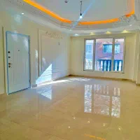 ۱۱۰ متر دو خواب  لوکیشن مناسب جکوزی داخل ساختمان