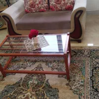 مبل راحتی کاملا تمیز و نو|مبلمان خانگی و میز عسلی|رحیم‌آباد, |دیوار