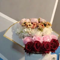 باکس گل مصنوعی