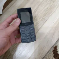 گوشی نوکیا ۱۰۶ مدل ۲۰۲۳ با شارژر